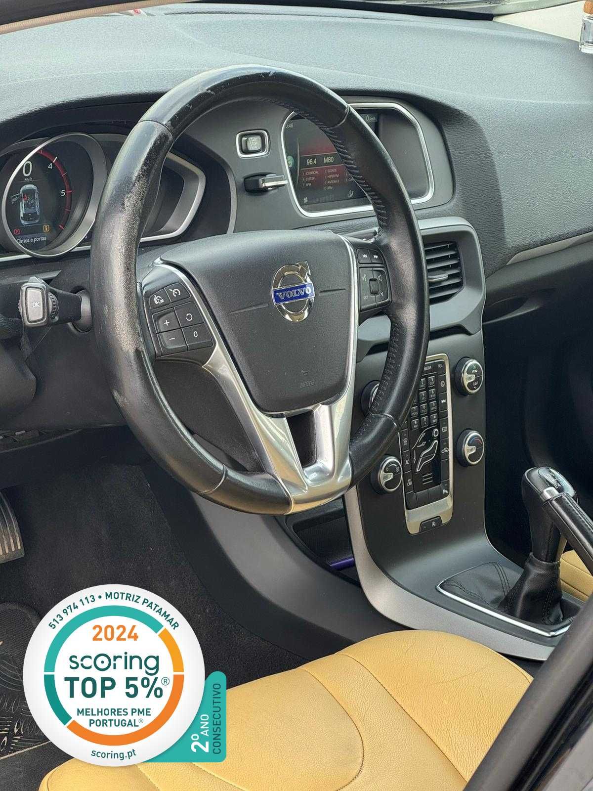 Volvo V40 2.0 120cv