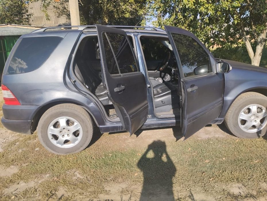 Продам Мерседес ml270