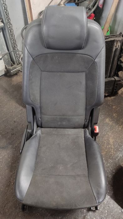 Fotel prawy tył tylny 2 rząd Ford S Max 08r titanium