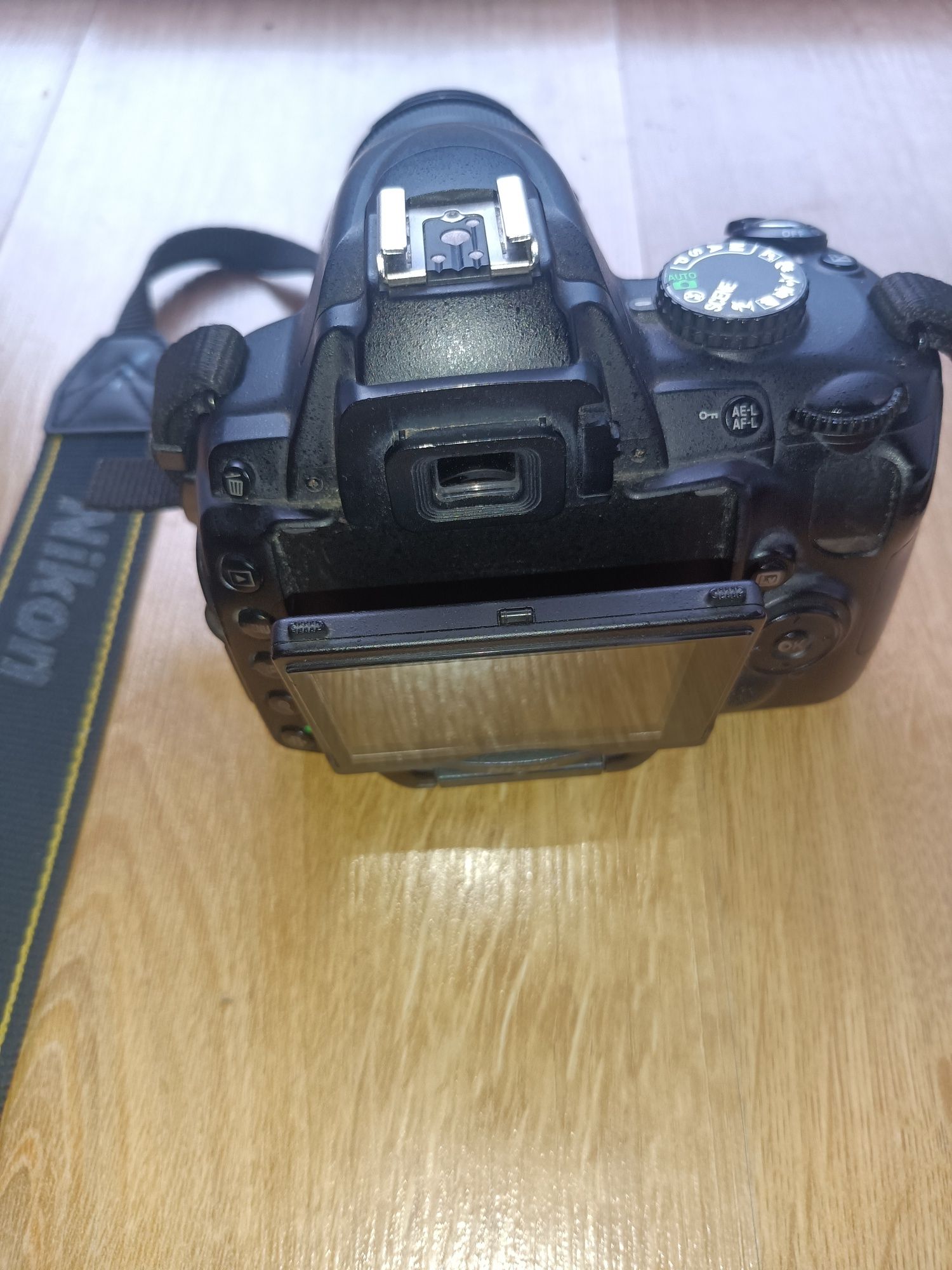 Lustrzanka Cyfrowa Nikon D 5000 + Obiektyw +Ładowarka +Akumulator :)