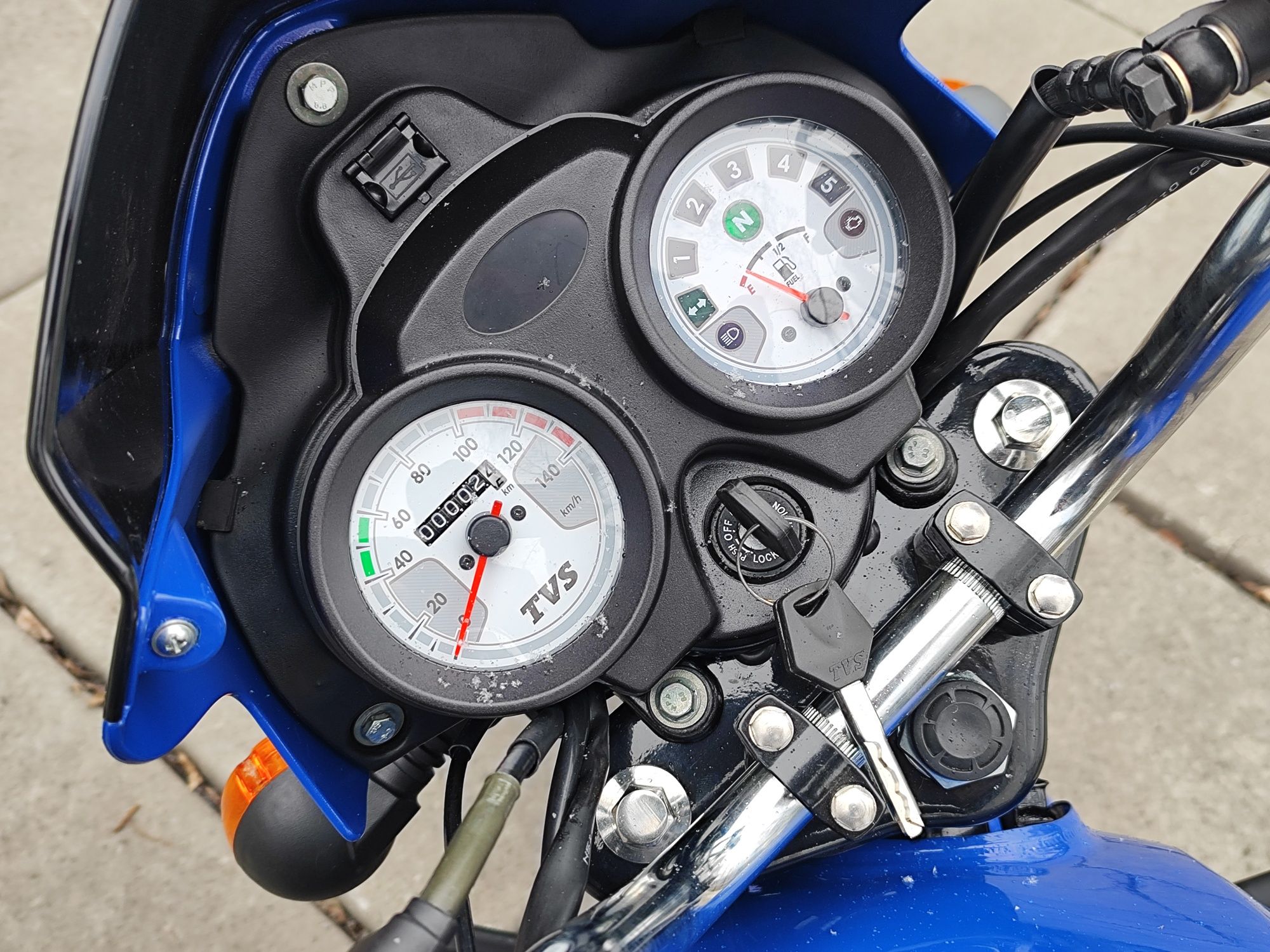 Індійський мотоцикл TVS STAR HLX 150  2024