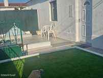 Moradia T3 Remodelada com Jardim