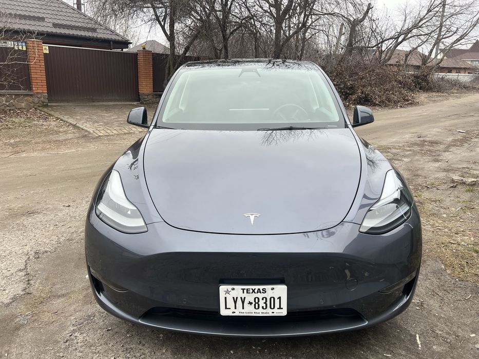 Tesla Model Y PNMG розбір на запчастини