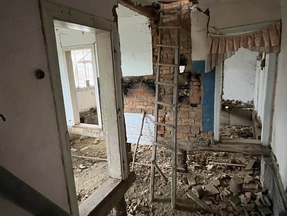 Будинок незавершене будівництво