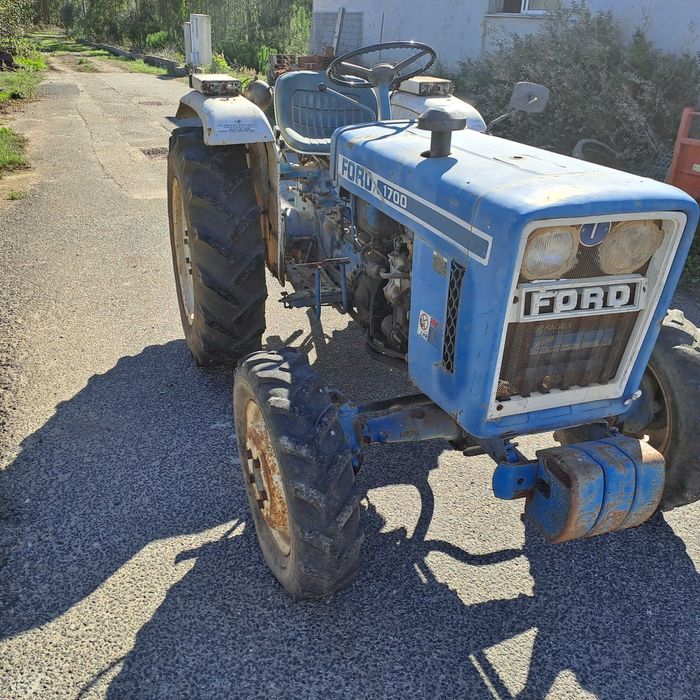 Tractor Ford 1700