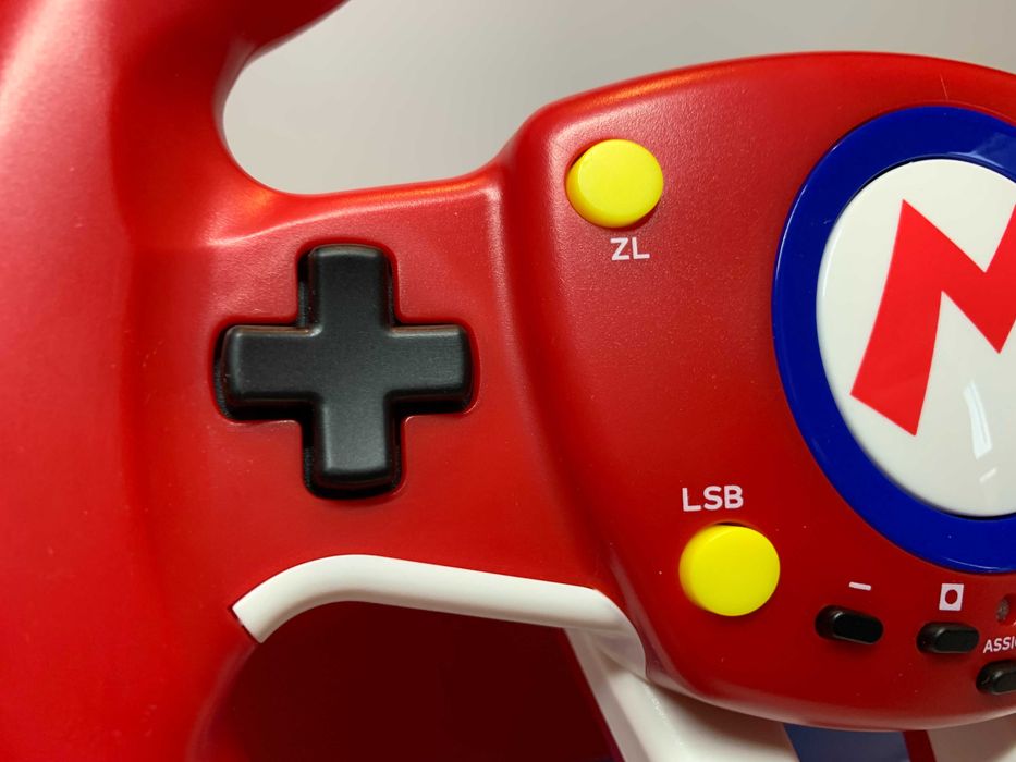 Nintendo Switch Oficjalna HORI Mario Kart Racing Pro Mini Kierownica