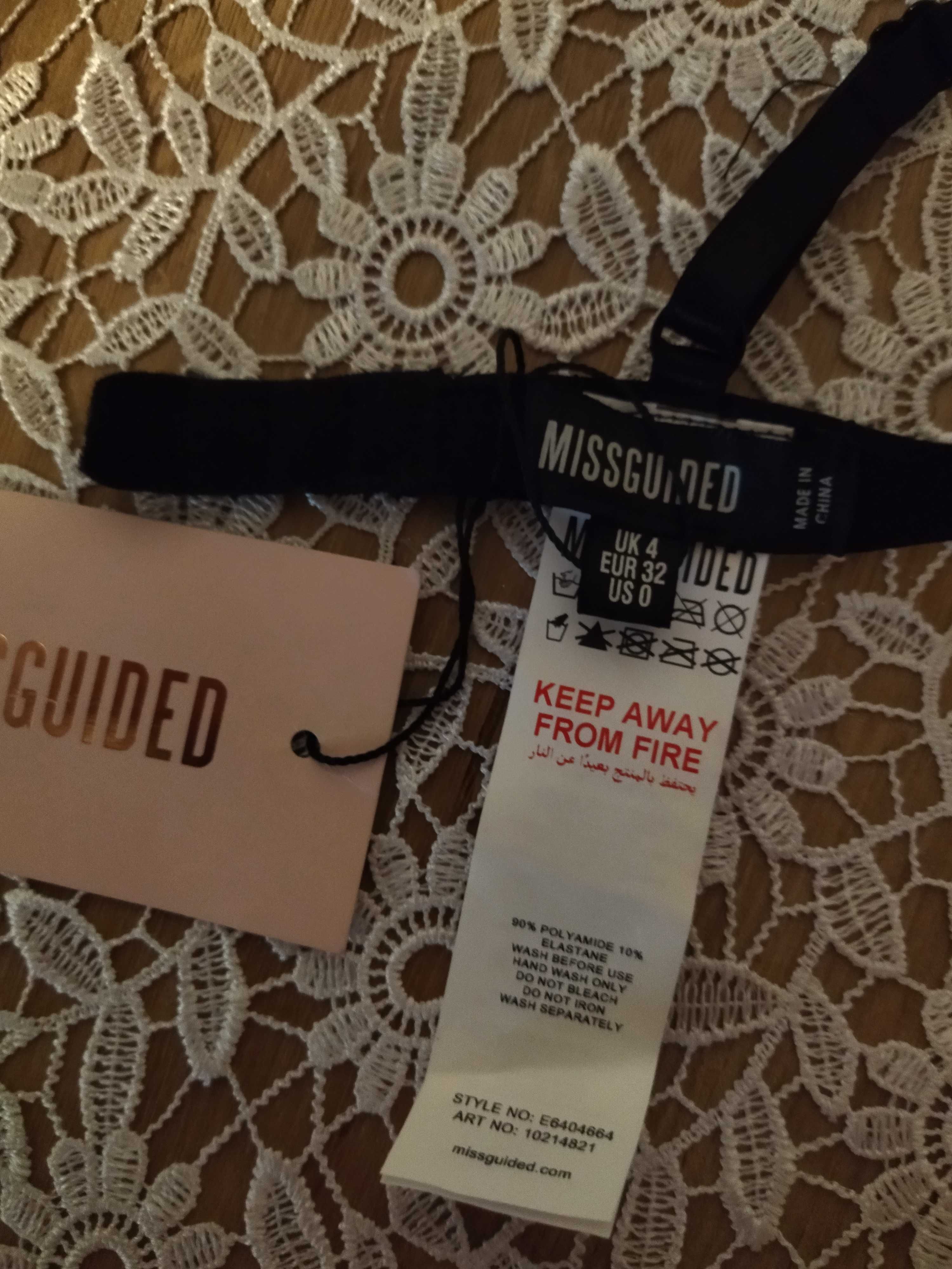 MISSGUIDED-biustonosz koronkowy 32