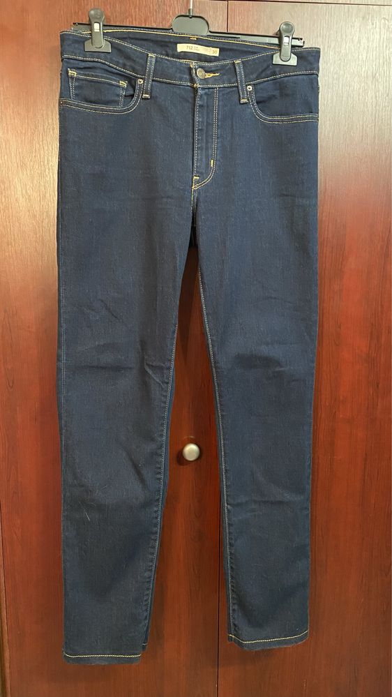 Джинсы slim Levis 712