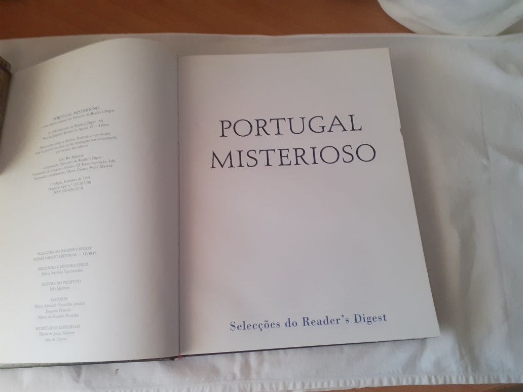 Livro Portugal  Misterioso