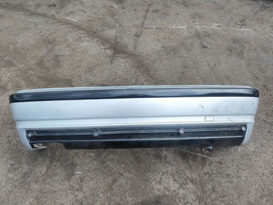BMW E46 sedan zderzak tył PDC wiązka belka