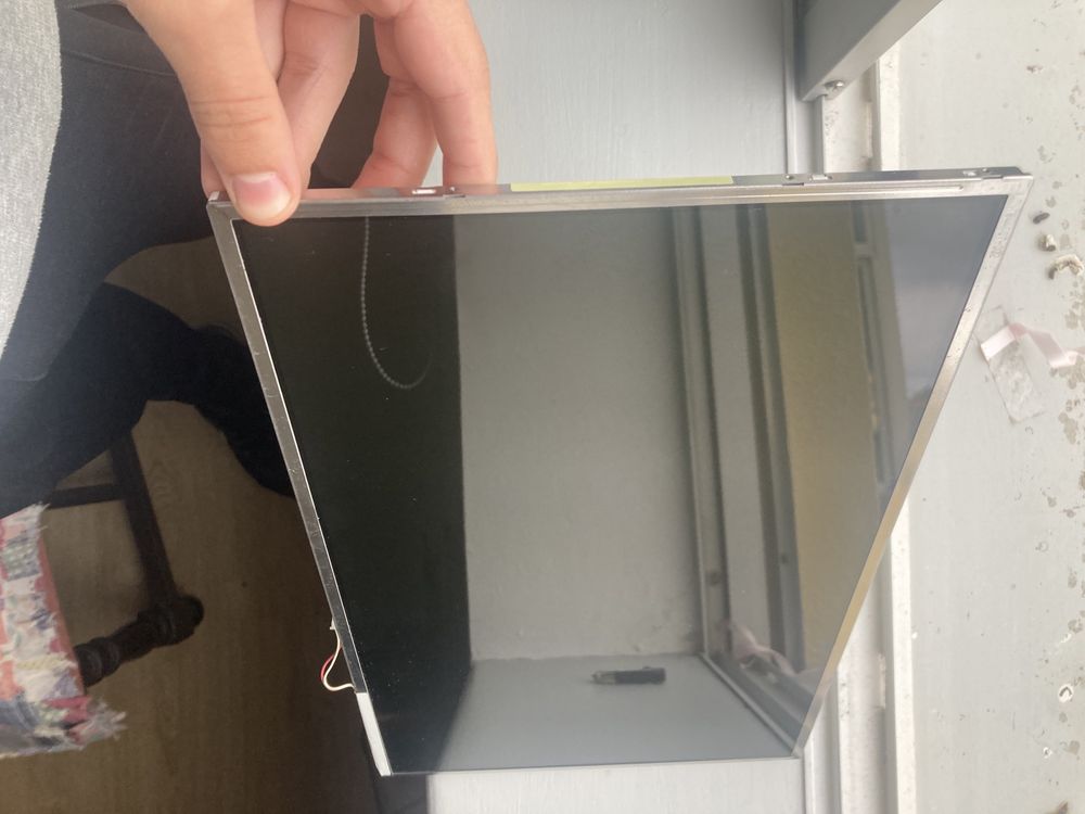 Ecrã LCD 15,4 ‘’ Glossy Brilhante p/ vários modelos
