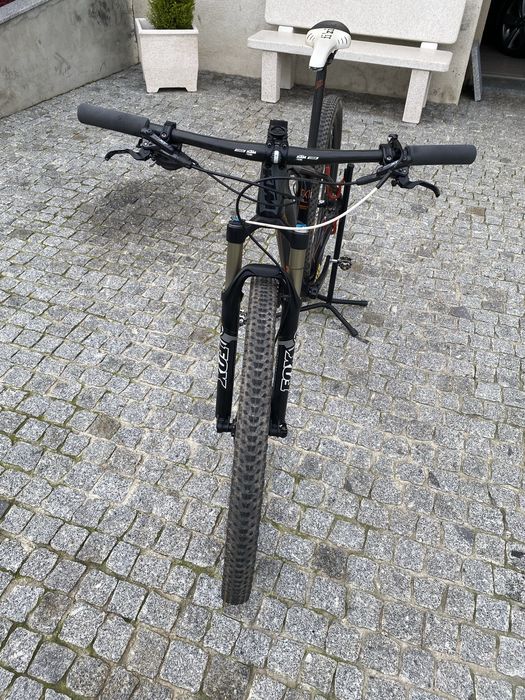 Bicicleta Carbono 29” KTM MyRoon Prestige - Tamanho M