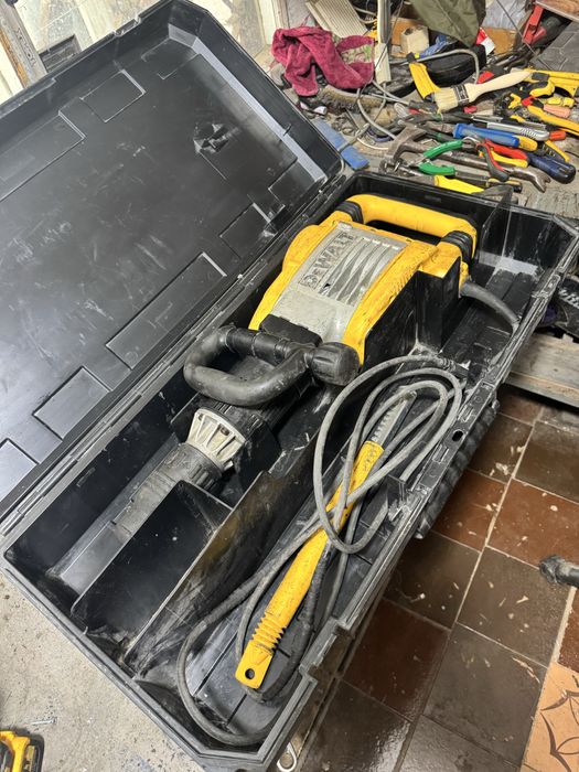 Dewalt dcn 681 dch 481 hilti , makita