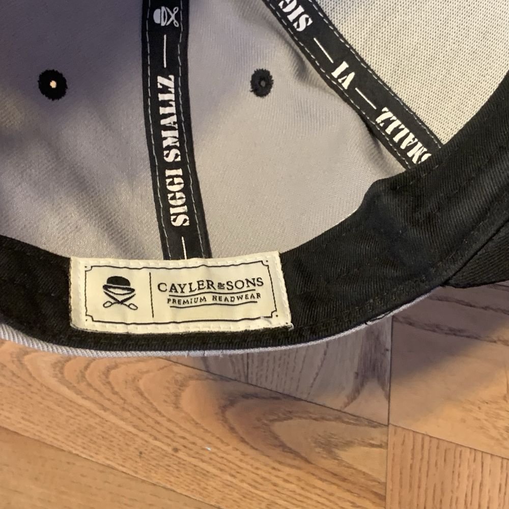 Czapka z daszkiem typu snapback Cayler & Sons