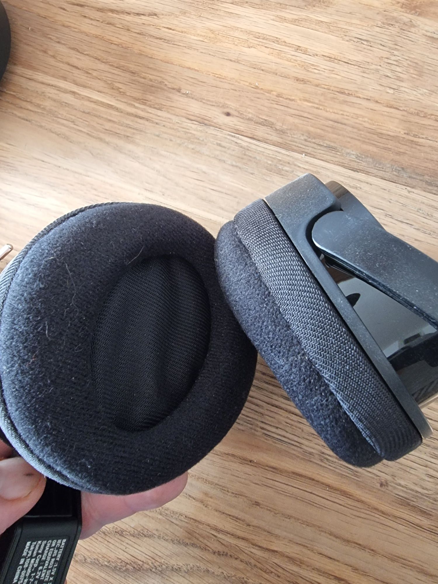 Słuchawki bezprzewodowe Sony TMR-RF810R