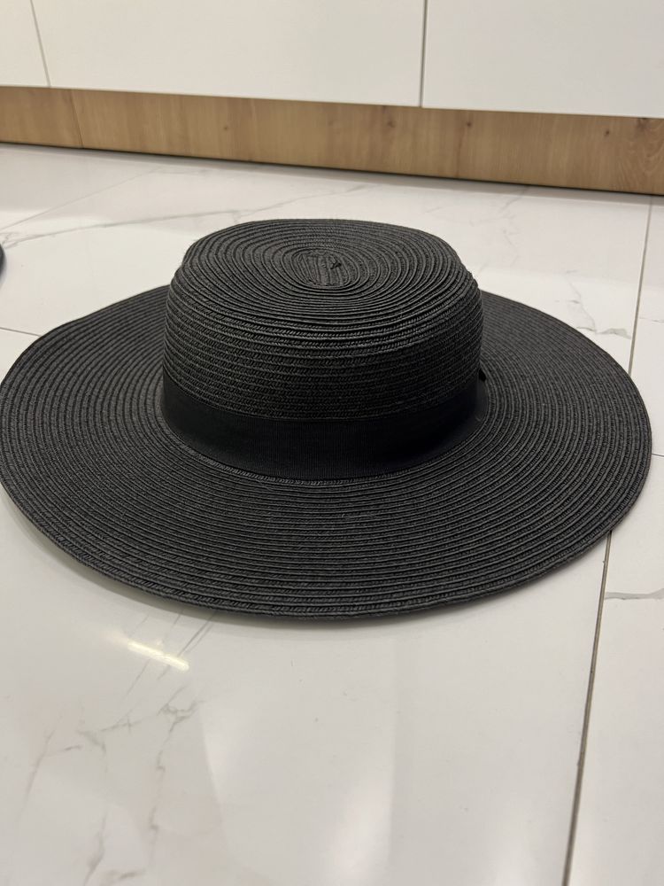 Літні шляпки по 250 грн