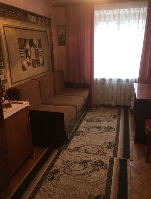 Продам 3-х кімнатну квартиру у м.Бучач Тернопільської обл.