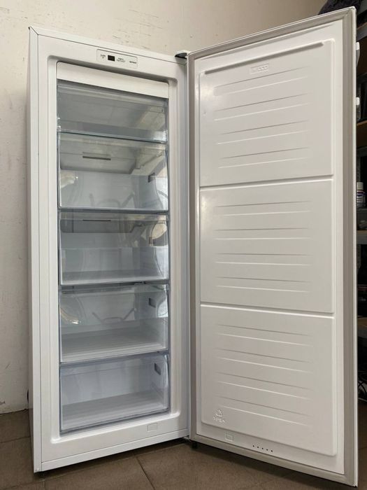 Морозильная камера Bosch KGE39012 морозилка Бош