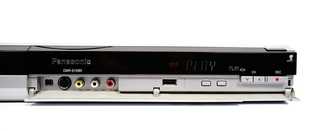 Nagrywarka DVD Panasonic DMR-EH585 HDD 250 GB USB DivX DVD-R +R