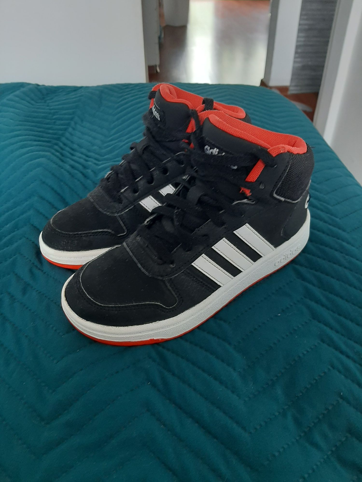 Buty sportowe chłopięce Adidas