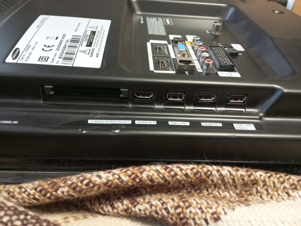 Продам телевізор Samsung LE32D550K1WXBT