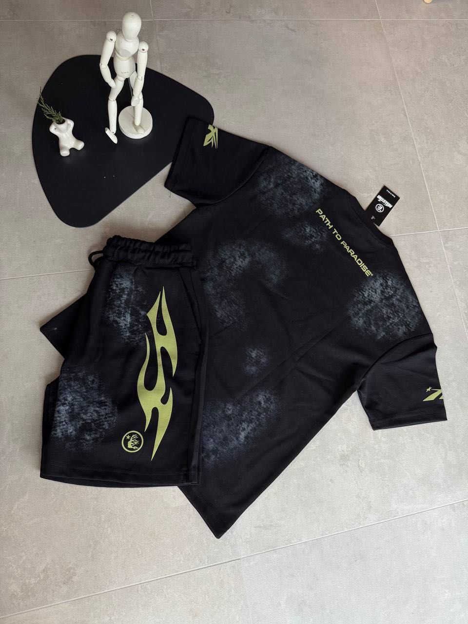 Dres Hellstar Black