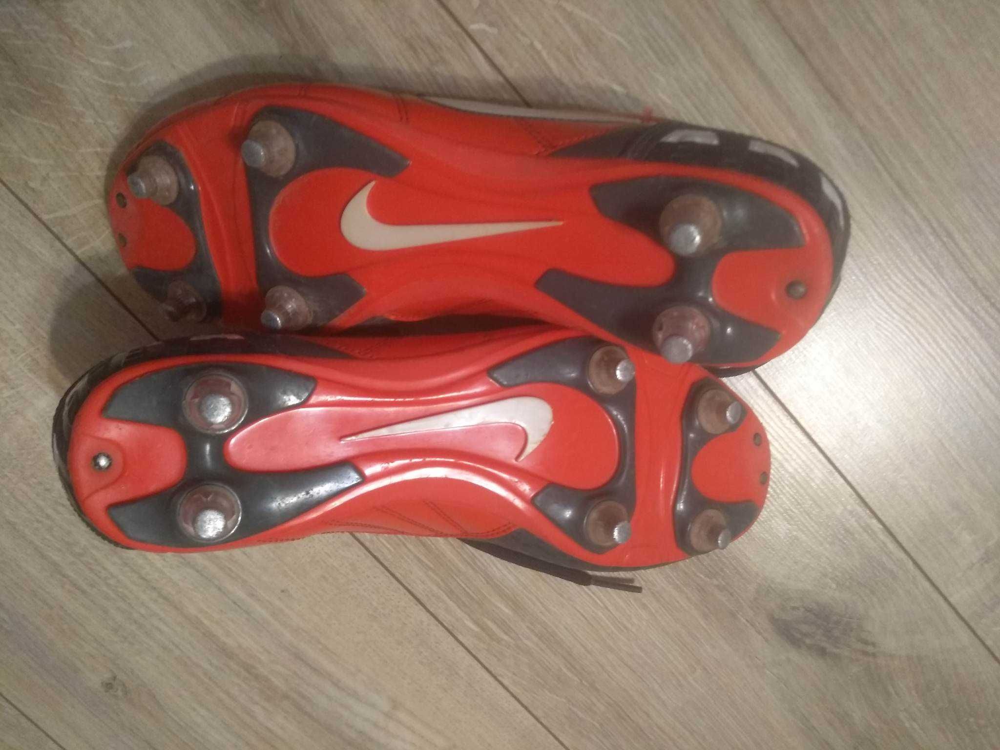 Nike Total 90 Shoot III SG buty piłkarskie 44