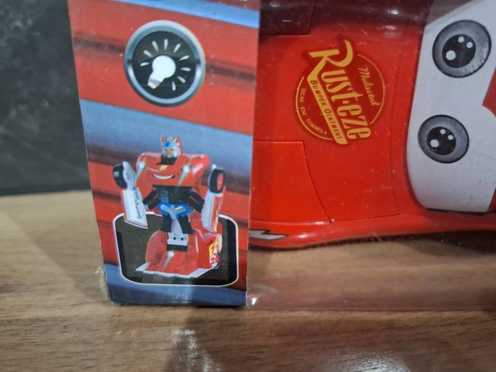 Autko auto zygzak McQueen transformers robot
