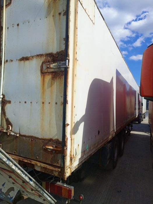 Напівпричіп повністю справний