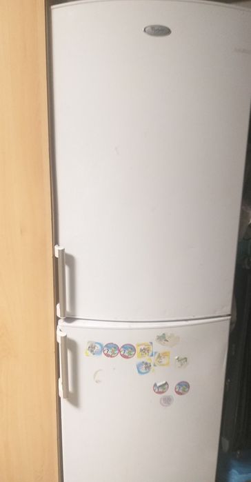 Lodówka niesprawna na części