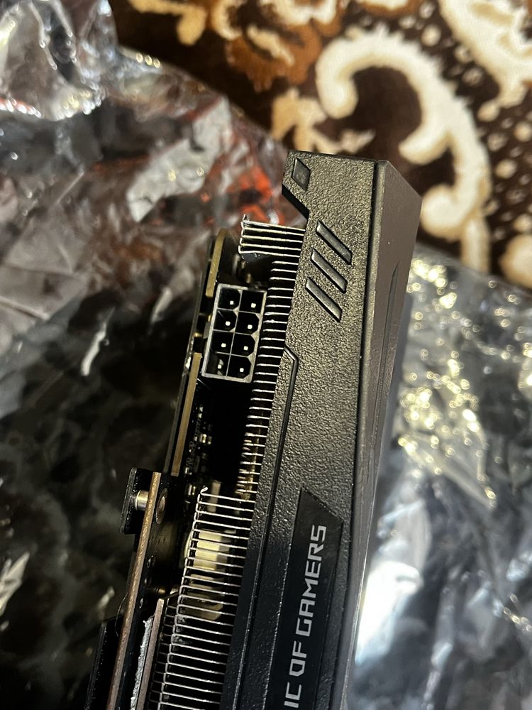 Відеокарта Asus-rog-strix-GTX1080TI 11GB