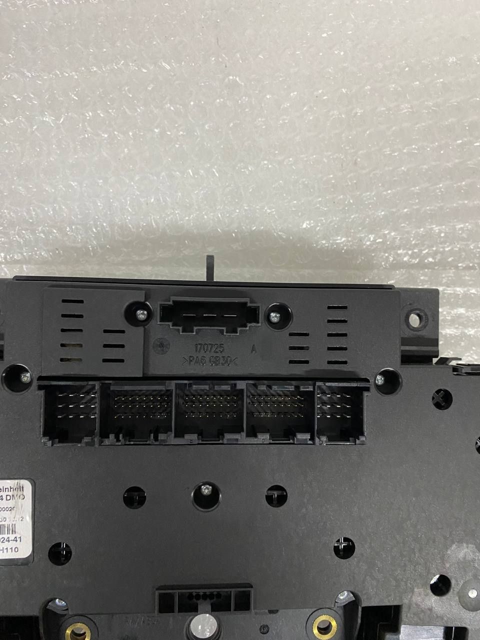 97065320334DMO Блок управления климататом Panamera 970 2010-2016