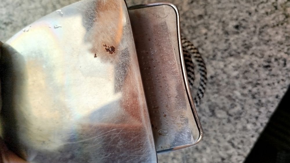 Ferro de engomar Morphy Richards antigo
