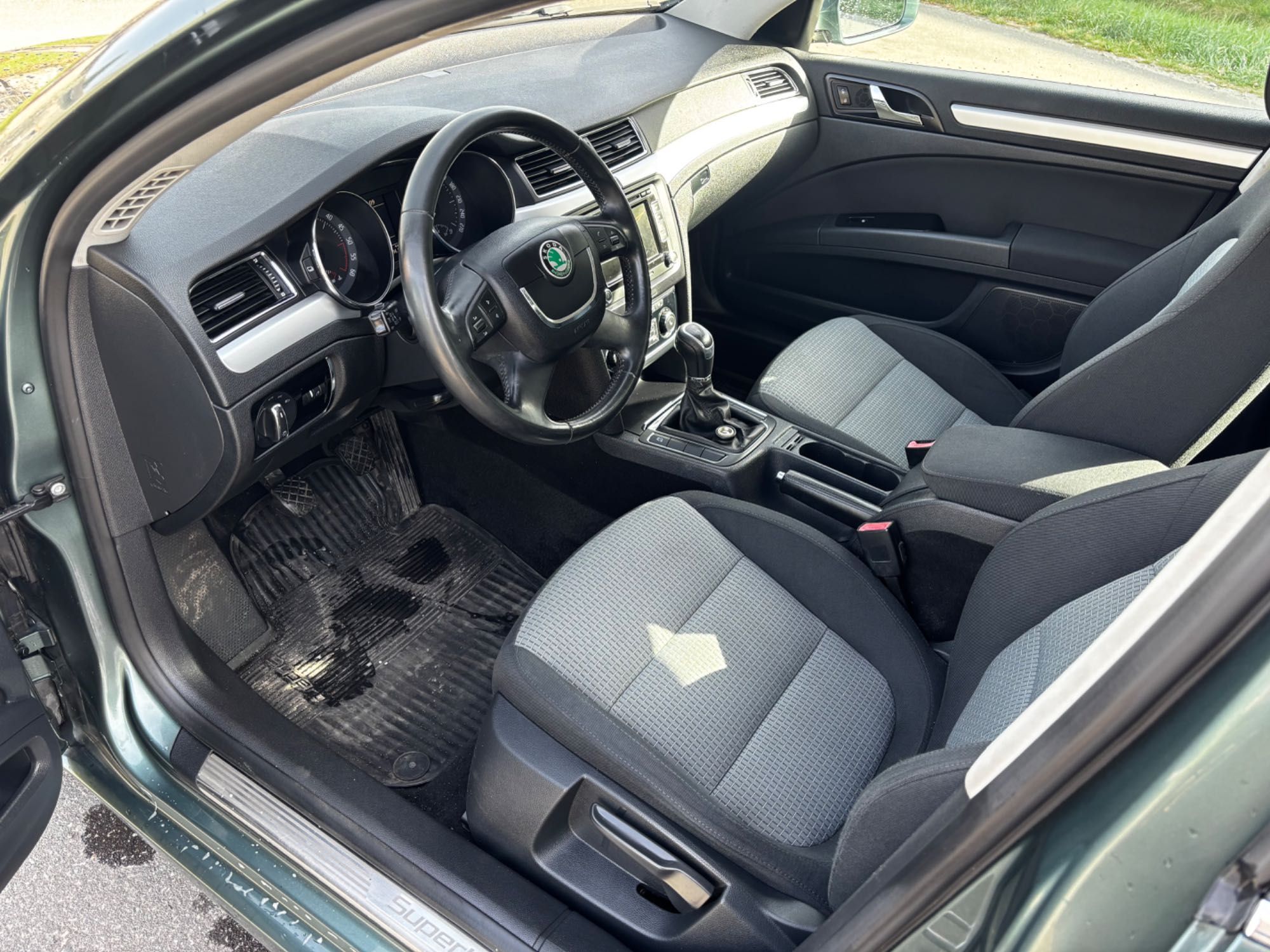 Skoda Superb II 170km