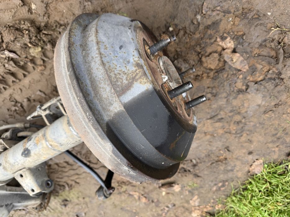 Most tylny dodge dakota durango 4.7 v8 benzyna