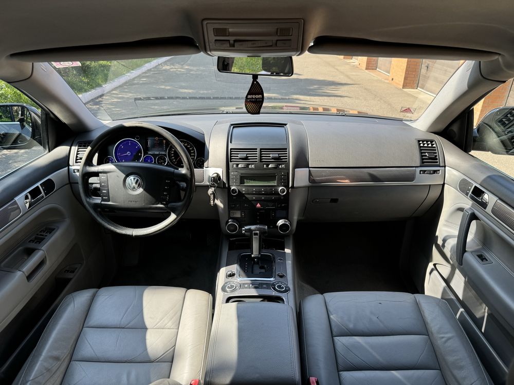 Volkswagen Touareg 3.0TDI Дизель Кроссовер ЕВРОБЛЯХА