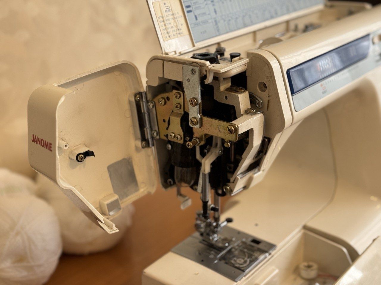 Швейная машинка Janome MyExcel 18w