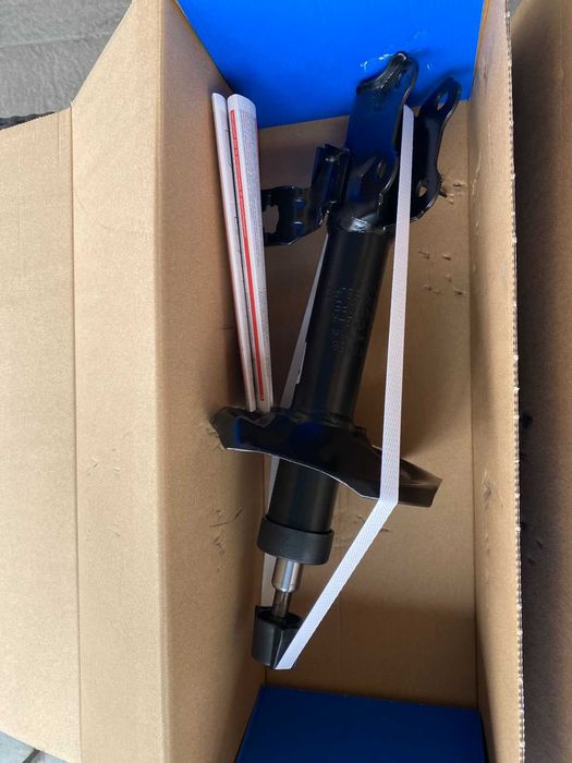 Продам НОВІ передні амортизатори Sachs!  317157 та 317158