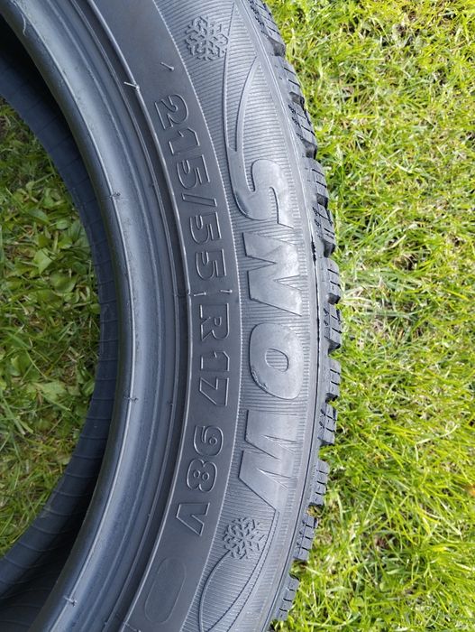 Opony Kormoran Snow 215/55R17 98V para zima 2024