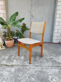 Duńskie krzesło tekowe lata 70 te vintage