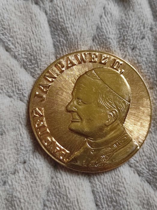 Moneta okolicznościowa na 600 lecie Częstochowy z papieżem