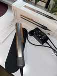Dyson airstrait prostownica