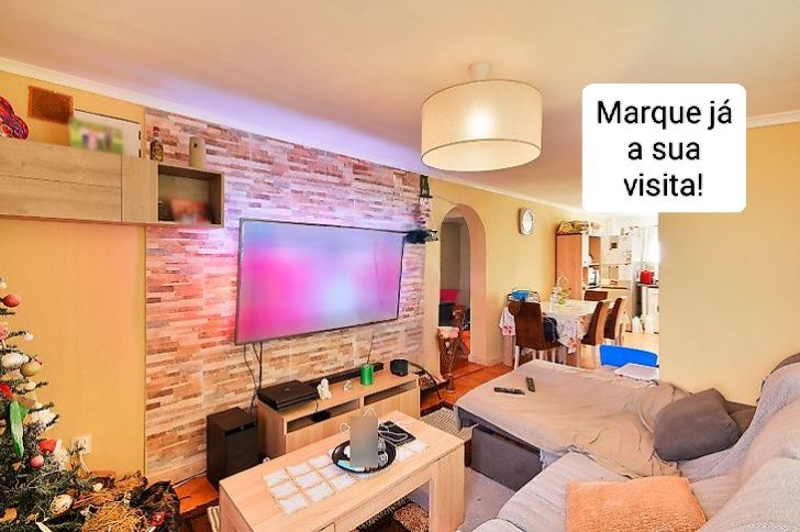 Fantástica moradia V2 + 3  2  

!