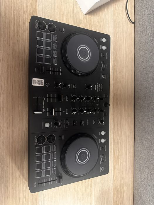 Kontroler DJ Pioneer DDJ-FLX4