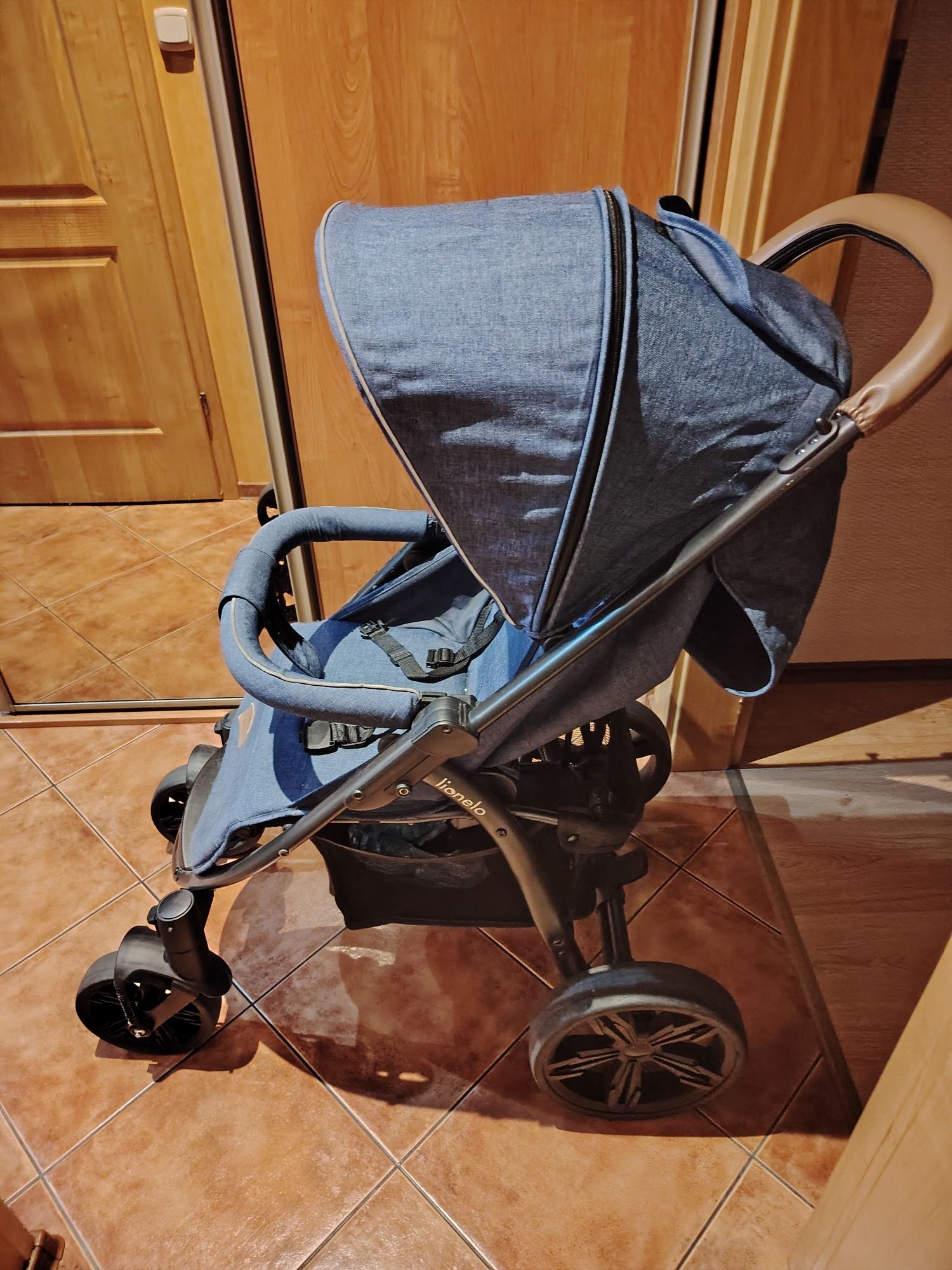 Wózek dziecięcy Lionelo Annet Plus