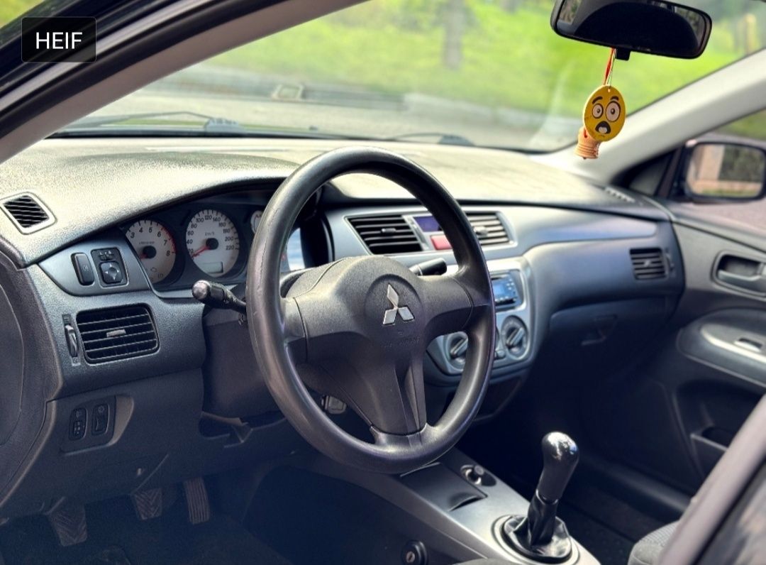 Mitsubishi lancer 9