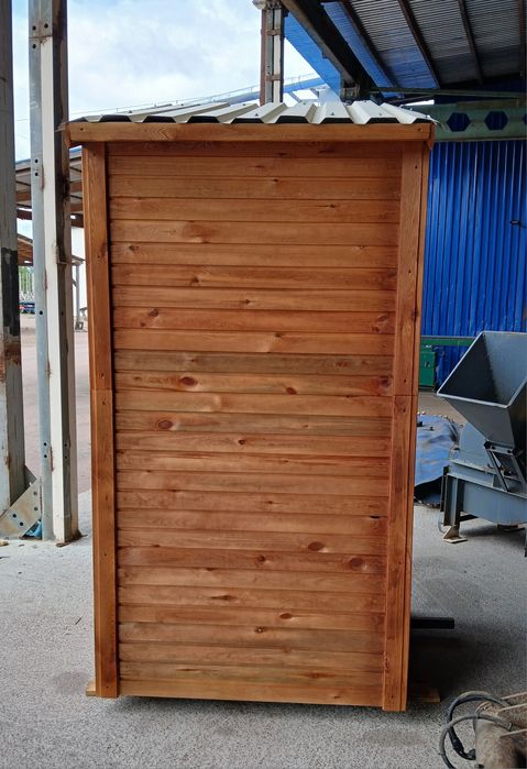 Дерев'яні туалети