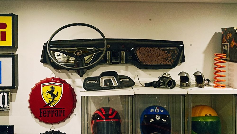Tabelier automobilia