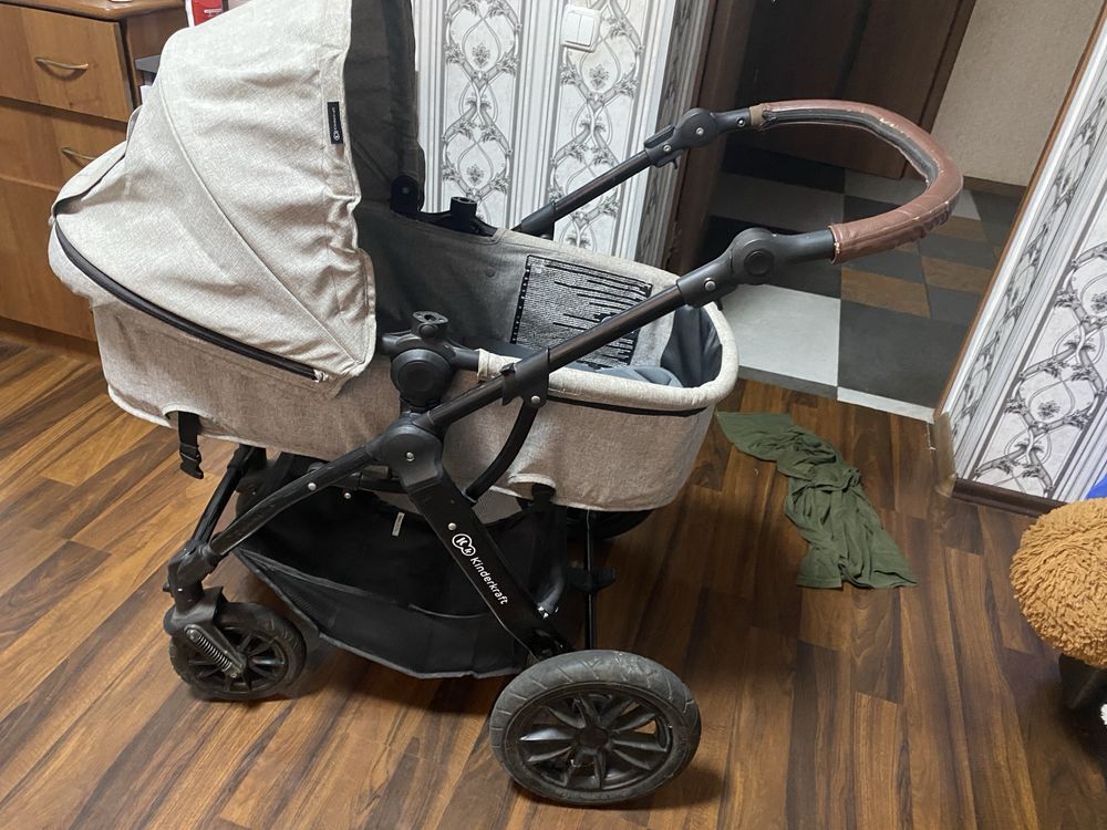 Коляска Kinderkraft 3в1