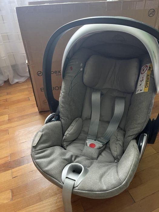 Cybex Cloud Z i-Size автокрісло